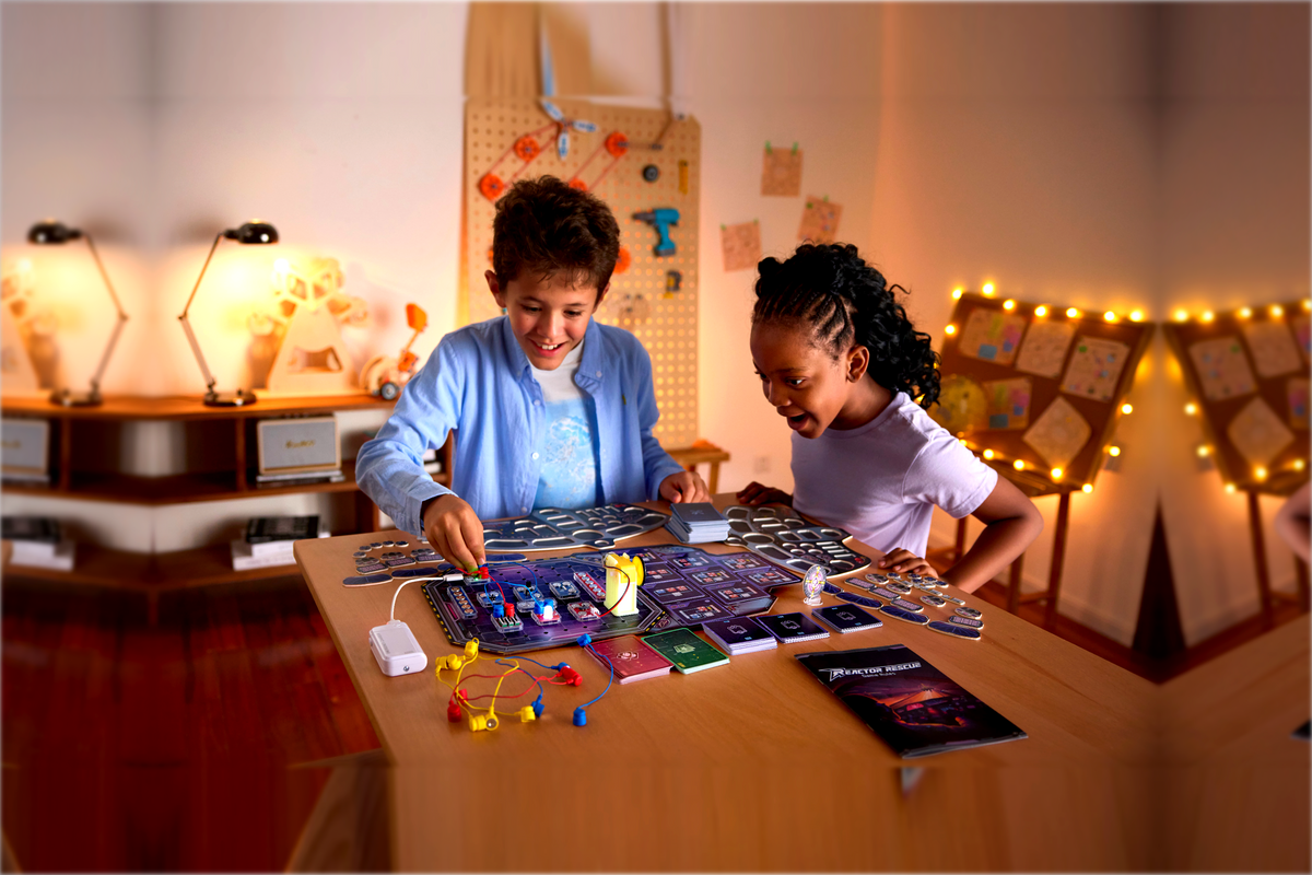 The board game where you build real circuits